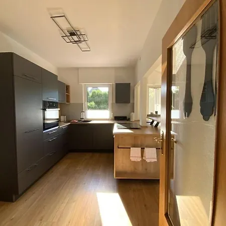 بيت للعطل 1-bedroom غريتسيل